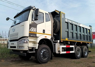 FAW J6P 6×6