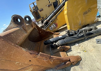 Caterpillar 395