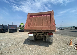 Mercedes-Benz Arocs 4145K 8×4